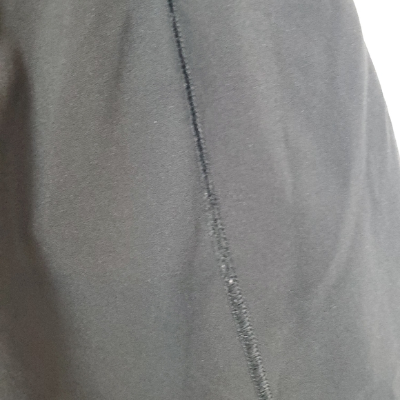 Lululemon Hotty Hot Black Shorts 4" Inseam Size 8 - Picture 12 of 13